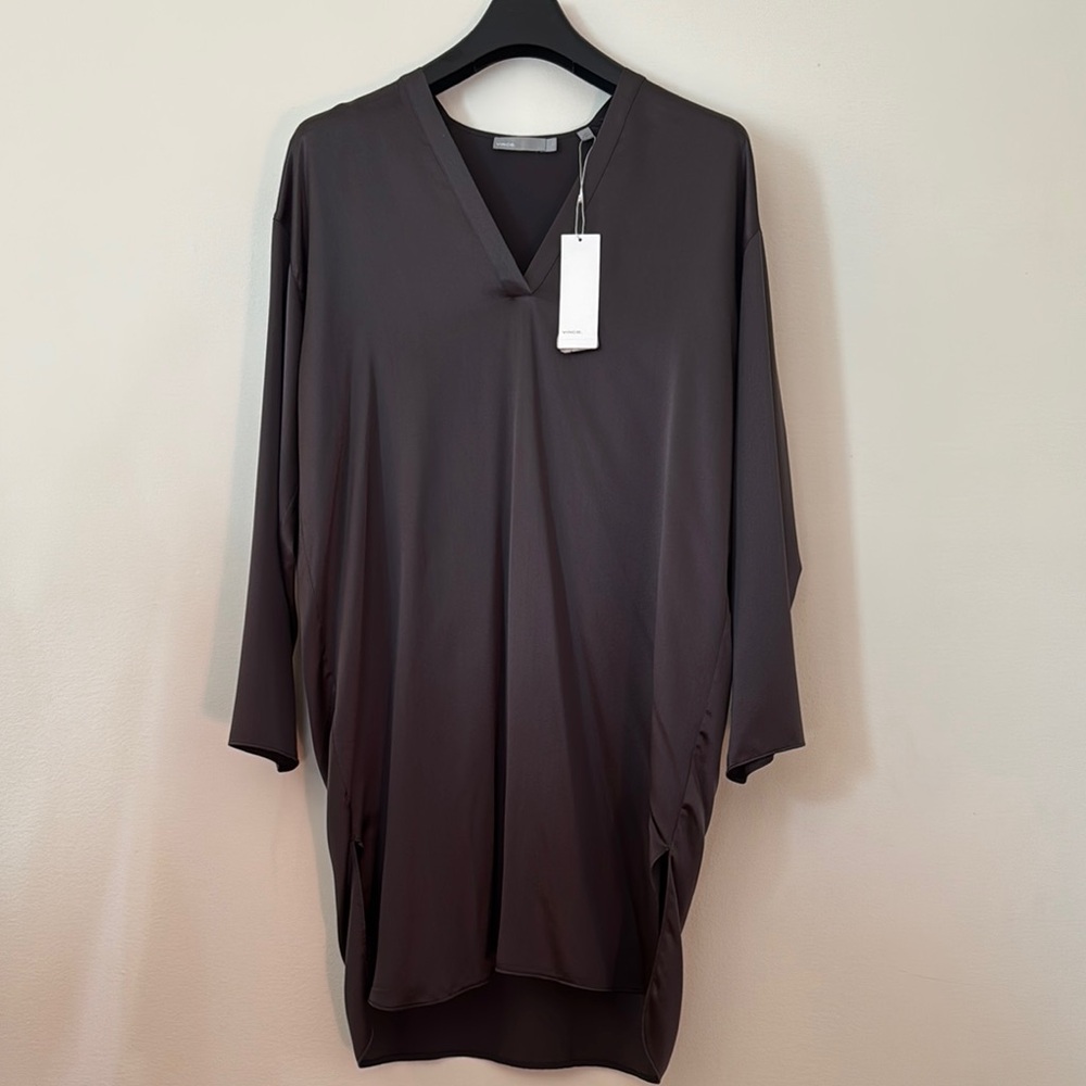 Brand new Vince  V-Neck Tunic silk dress